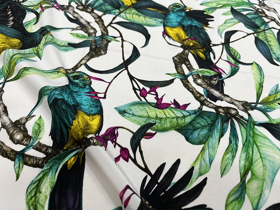 โจคู่ผ้ายืดหยุ่นคุณภาพสูงผ้าชุดนอนสตรีเซ็กซี่แท้03สีขาวพื้นหลังสีเขียวนกพ่นสีสเปรย์