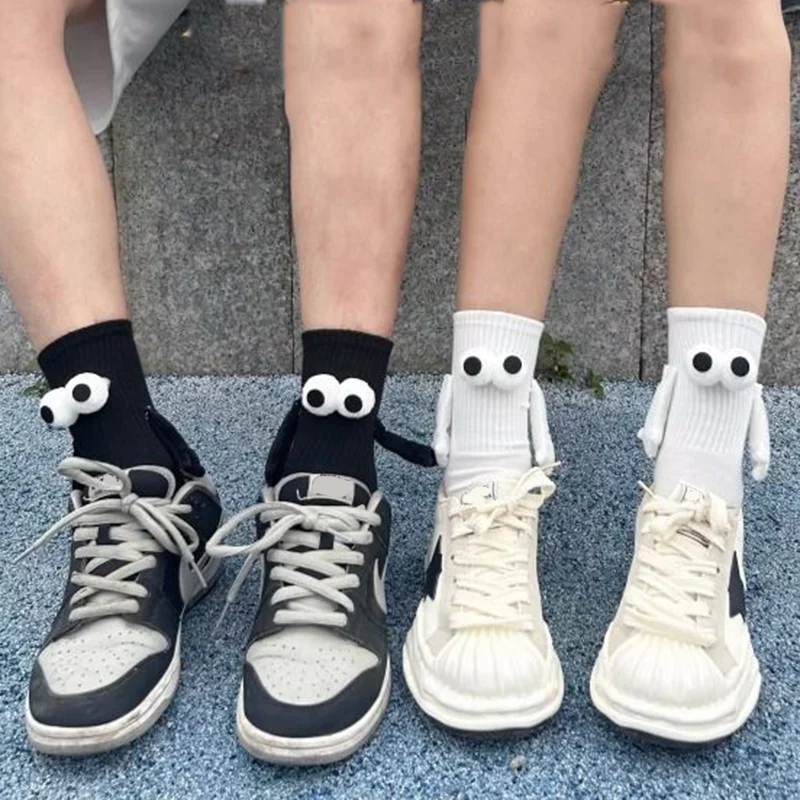 Epligg Unisex Holding Hands Long Socks Hand In Hand Socks Black White Girls Kawaii Magnetic Suction Couple Cotton Sock