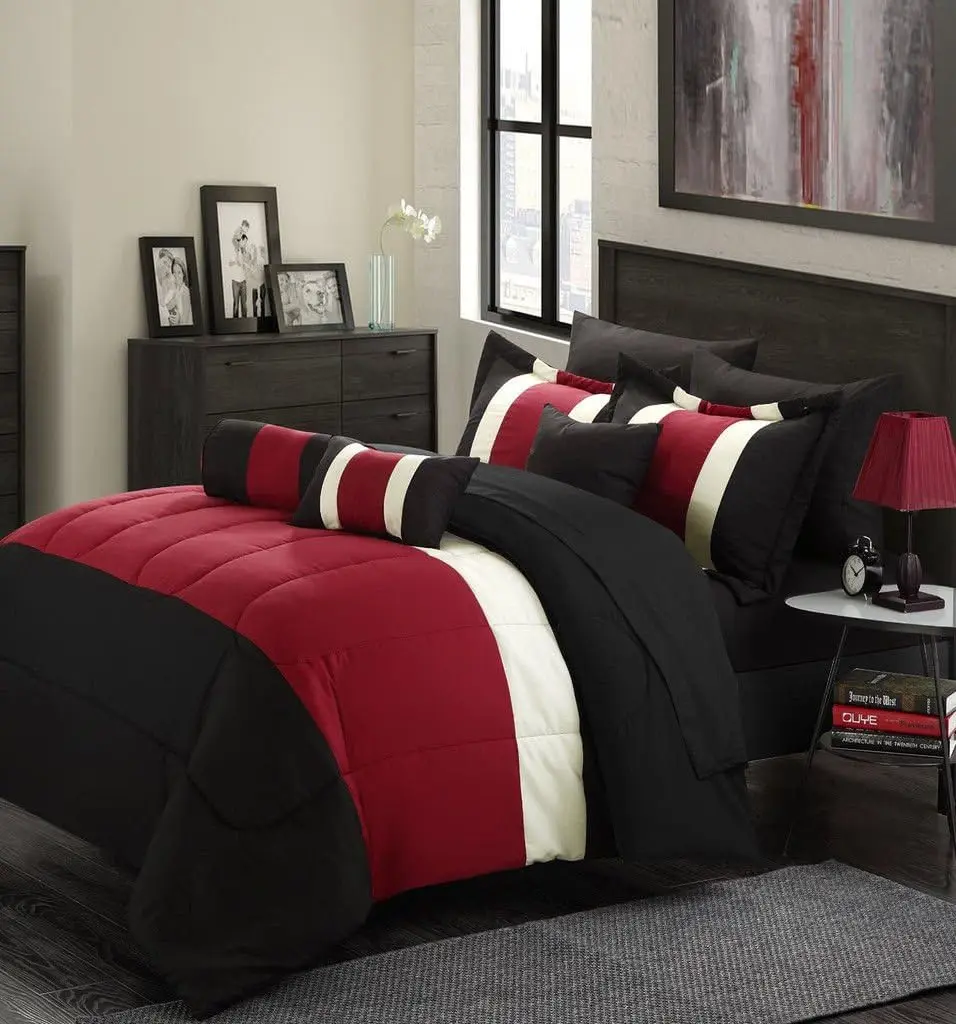 

8-Piece Oversized Red & Black Comforter Set Queen Size Bedding with Sheet Set Bubu and dudu Guitar Queen size bedding Silk Stich