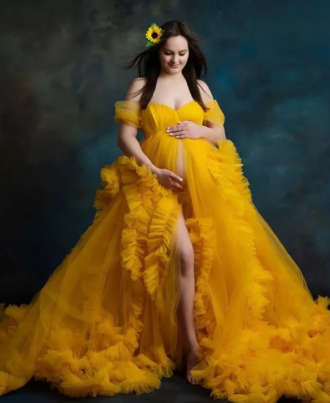 Gaun bersalin berkerut bahu terbuka kuning elegan untuk pemotretan Sweetheart gaun jubah mandi bayi renda depan terbuka pregnani