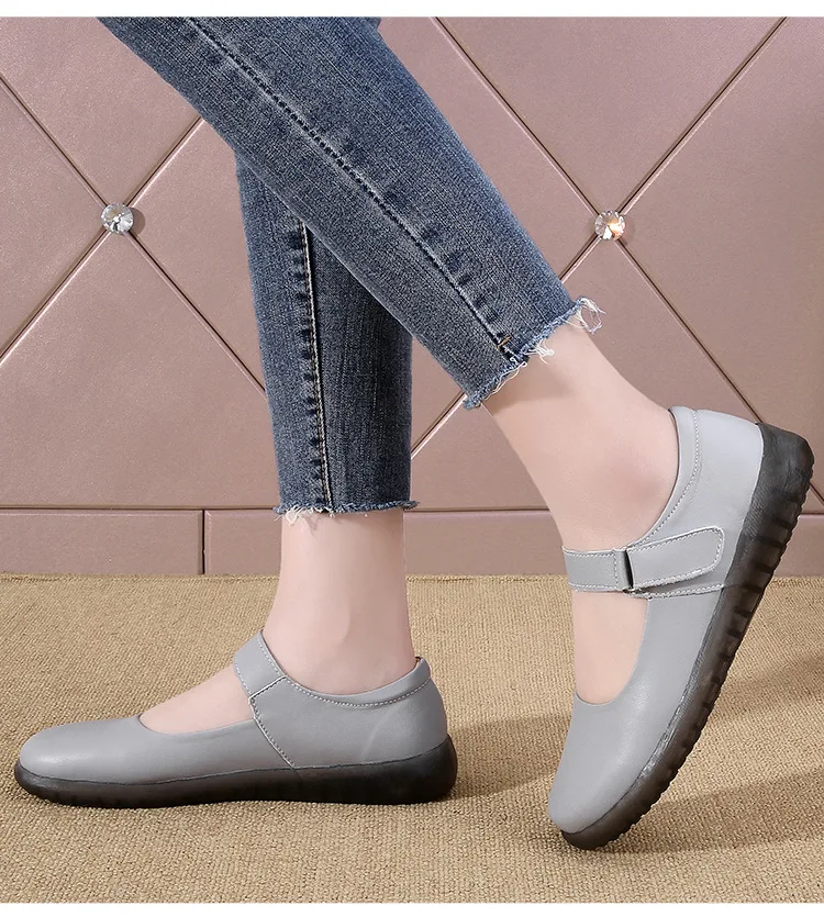 Genuine Leather Women Nurse Shoes with Soft Soles and Comfortable Small White Shoes for Women Flat Bottomed Medical Work Shoe