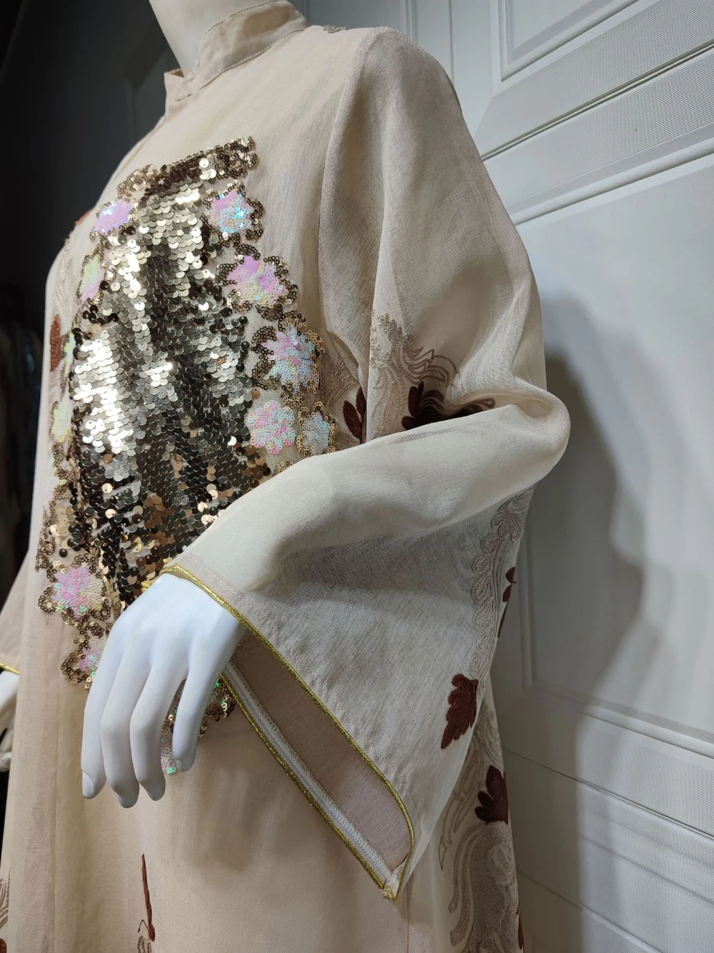 Robe de soirée brodée de belles perles et paillettes, Robe de soirée caftan en 7 couleurs, charmante Robe de bal musulmane à manches longues, offre spéciale