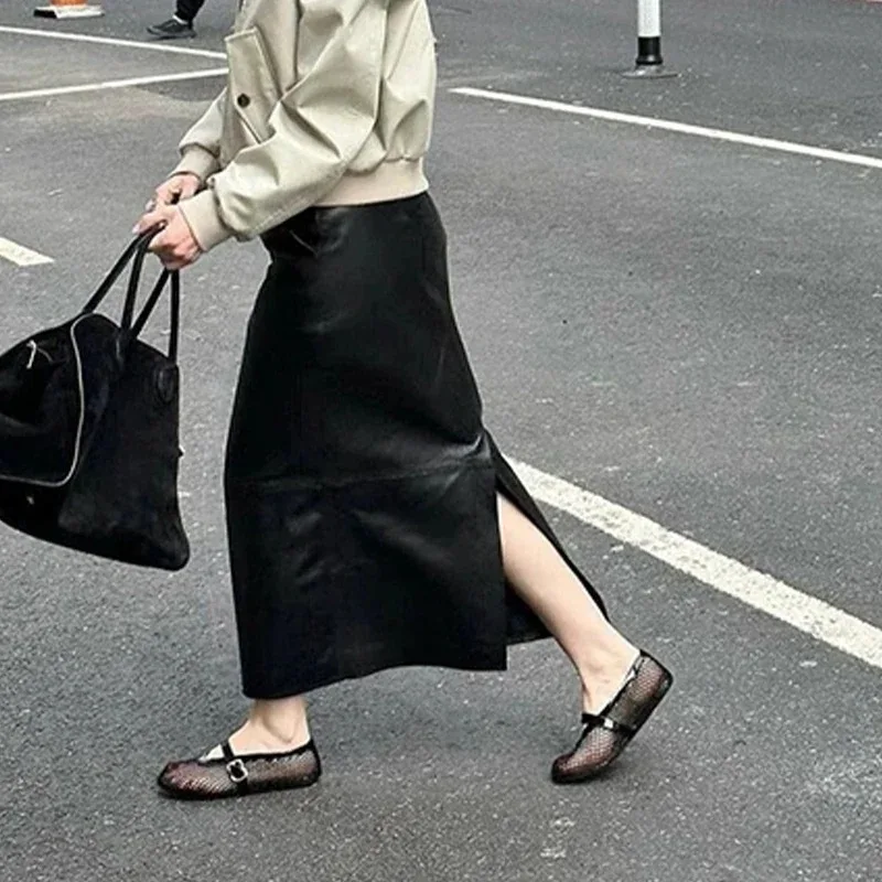 New Summer Mesh Hollow Sandals Women Flats Shallow Loafers New Beach Walking Designer Shoes Comfort Retro Female Plus Size 42