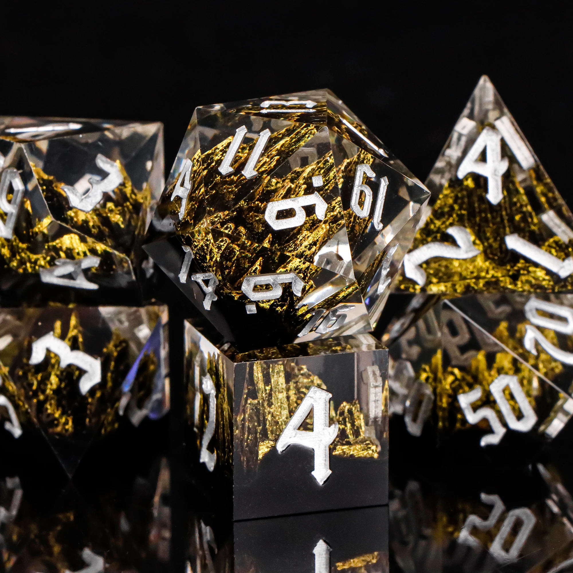 Handmade Sharp-Edged Resin D&D Dice Set, Polyhedral Dice for Dungeons and Dragons, Mountain Theme Game Dice Set