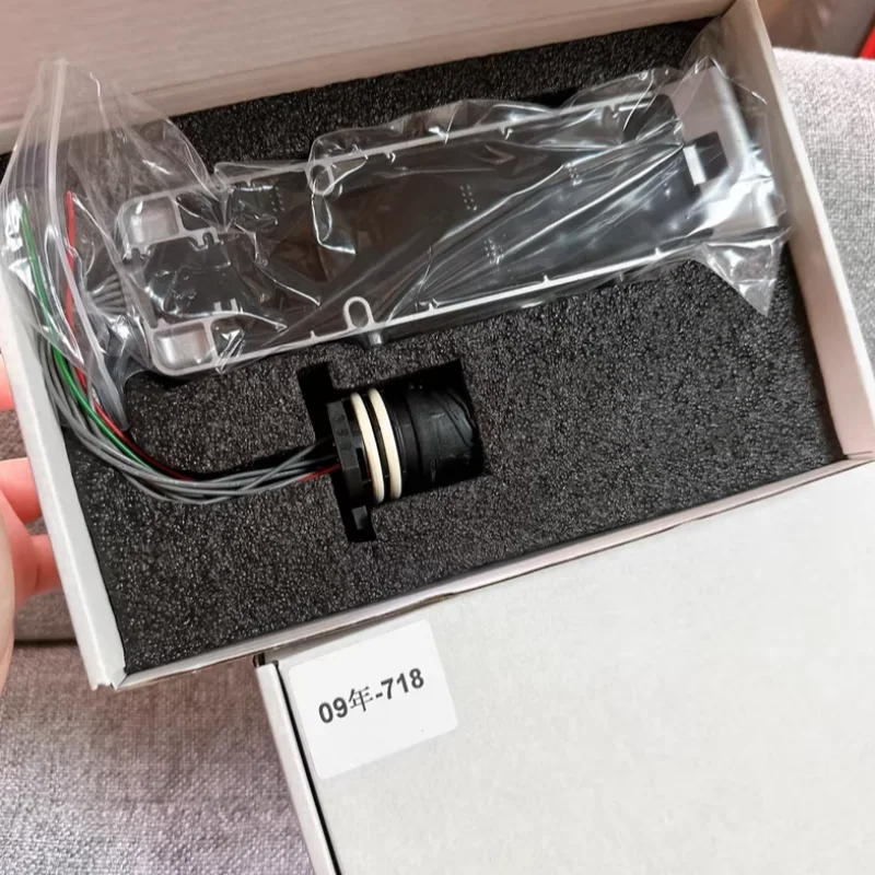 Perfect Quality Pdk Transmission Gear Switch Sensor for Second Generation 997 987 991 718 Exhaust Pressure Sensor