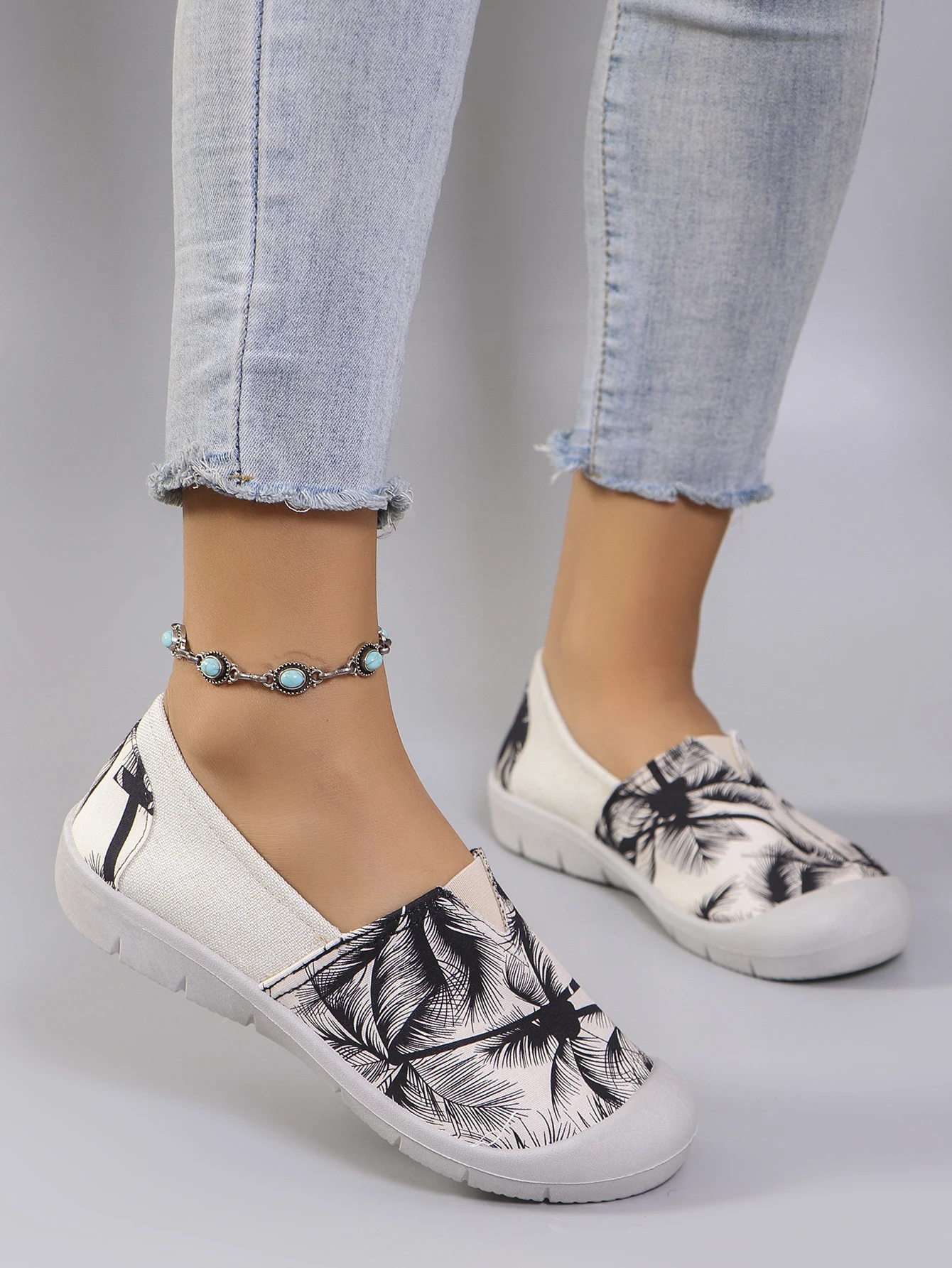 Frühling neue Damen Casual Sportschuhe bequeme, atmungsaktive, leichte, verschleiß feste faule Schuhe, flache Schuhe mit weichen Sohlen