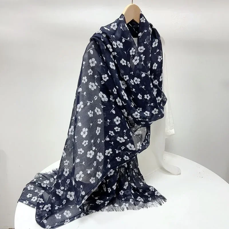 Korean Version Printed Thin Scarf Temperament Silk Women's Versatile Spring Summer Travel Shade Sun Protection Large Shawl