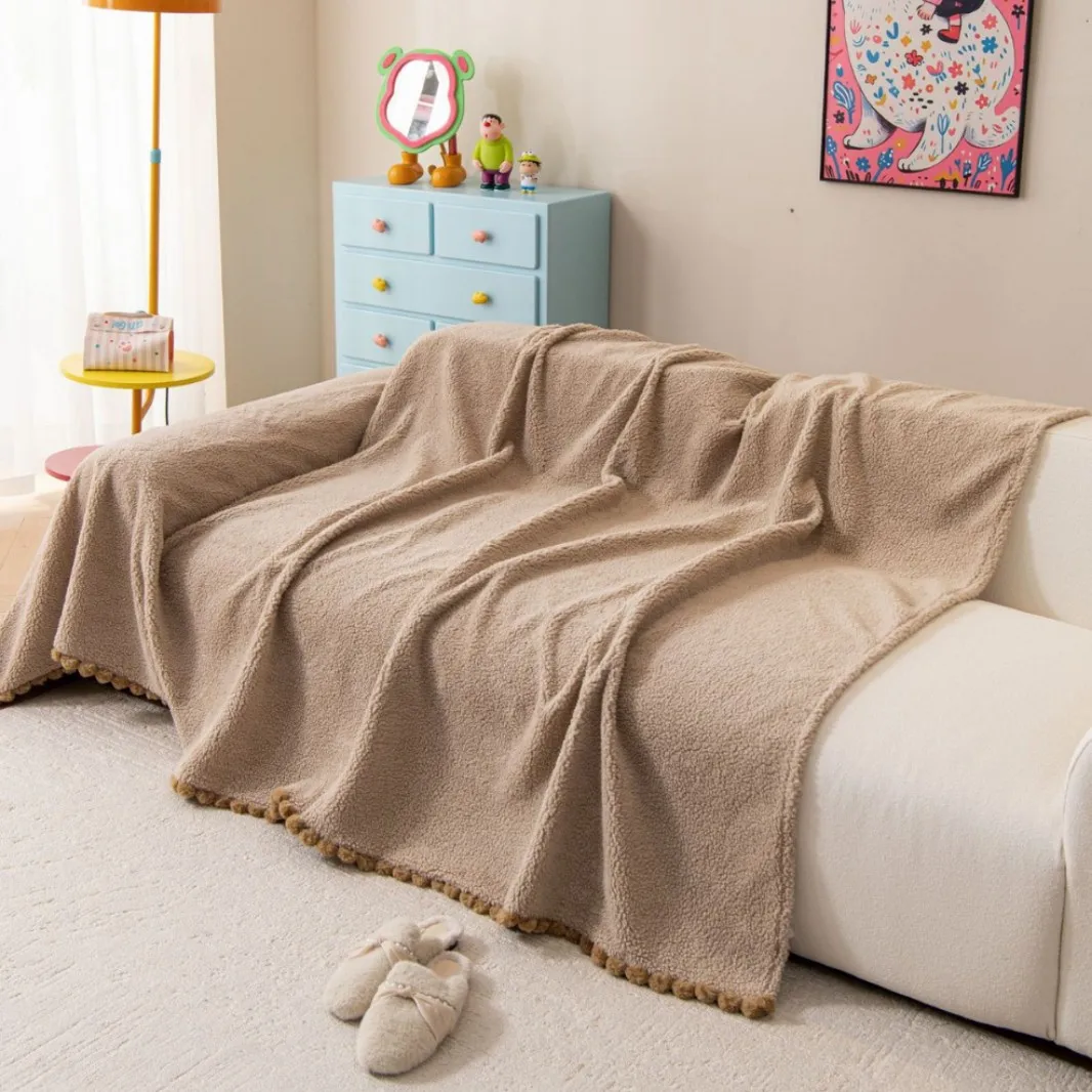 Chenille Sofa Throw Blanket Gentle Double-Sided Design Soft Warm Couch Cover with Tassels for Living Room Winter Decor
