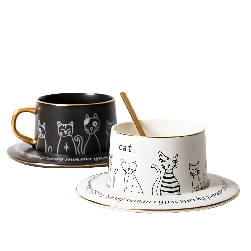 

Мультяшная кошка в форме чайной чашки и блюдца, набор ложек, керамическая кофейная чашка, кружка с золотой ручкой, 200 мл, скандинавская фарфоровая кофейная кружка