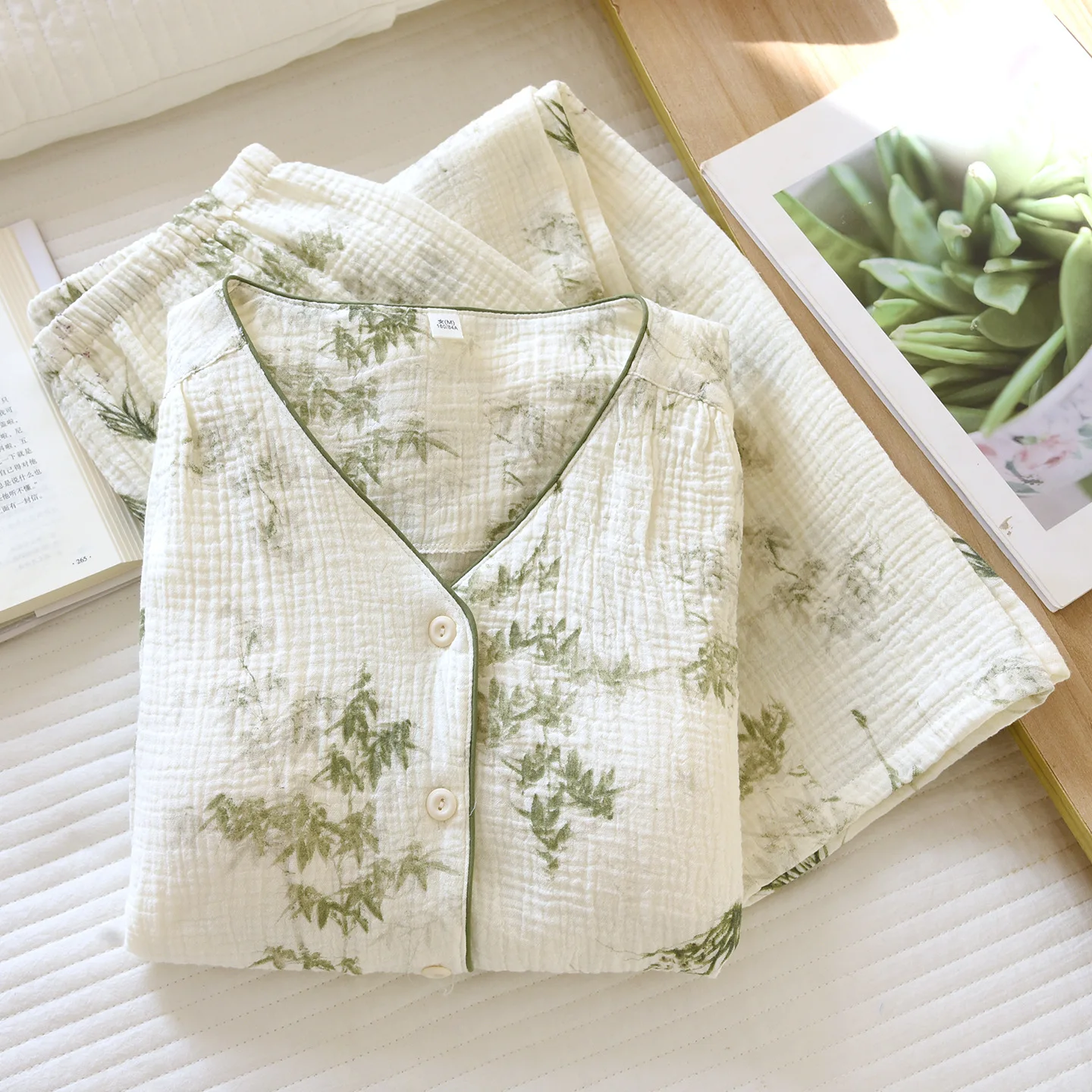 

Весенний хлопковый пижамный комплект с цветочным принтом, женская одежда для сна, рубашка с v-образным вырезом и длинными рукавами, брюки с нагрудником, комплект из двух предметов, одежда для дома