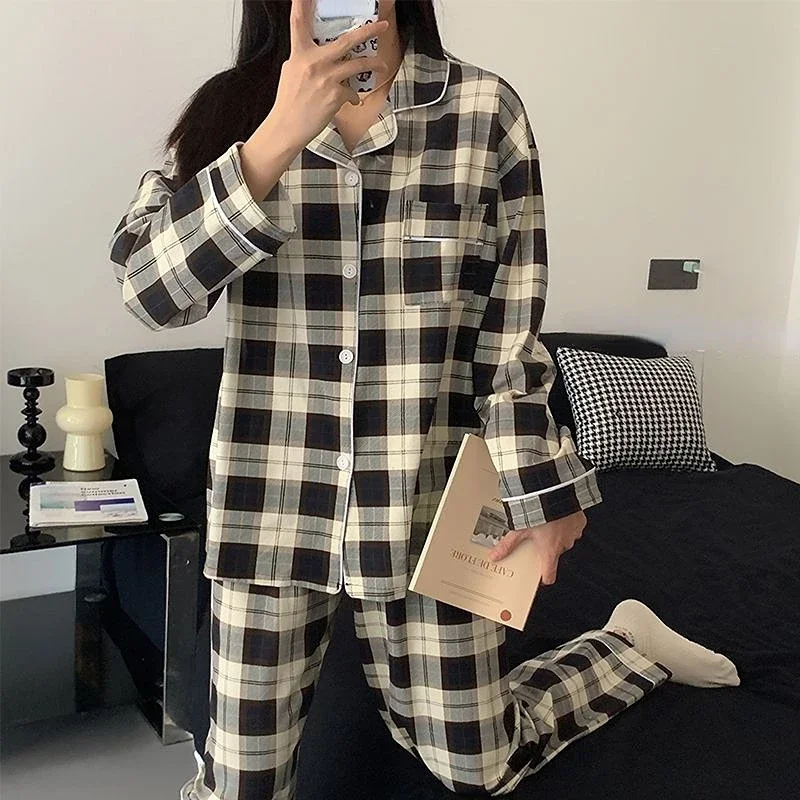 トレンドヴィンテージファッション黒の格子柄プリント女性用パジャマ文学的で成熟した怠惰なホームカジュアルラウンジ2025春新作ミルクシルクパジャマ