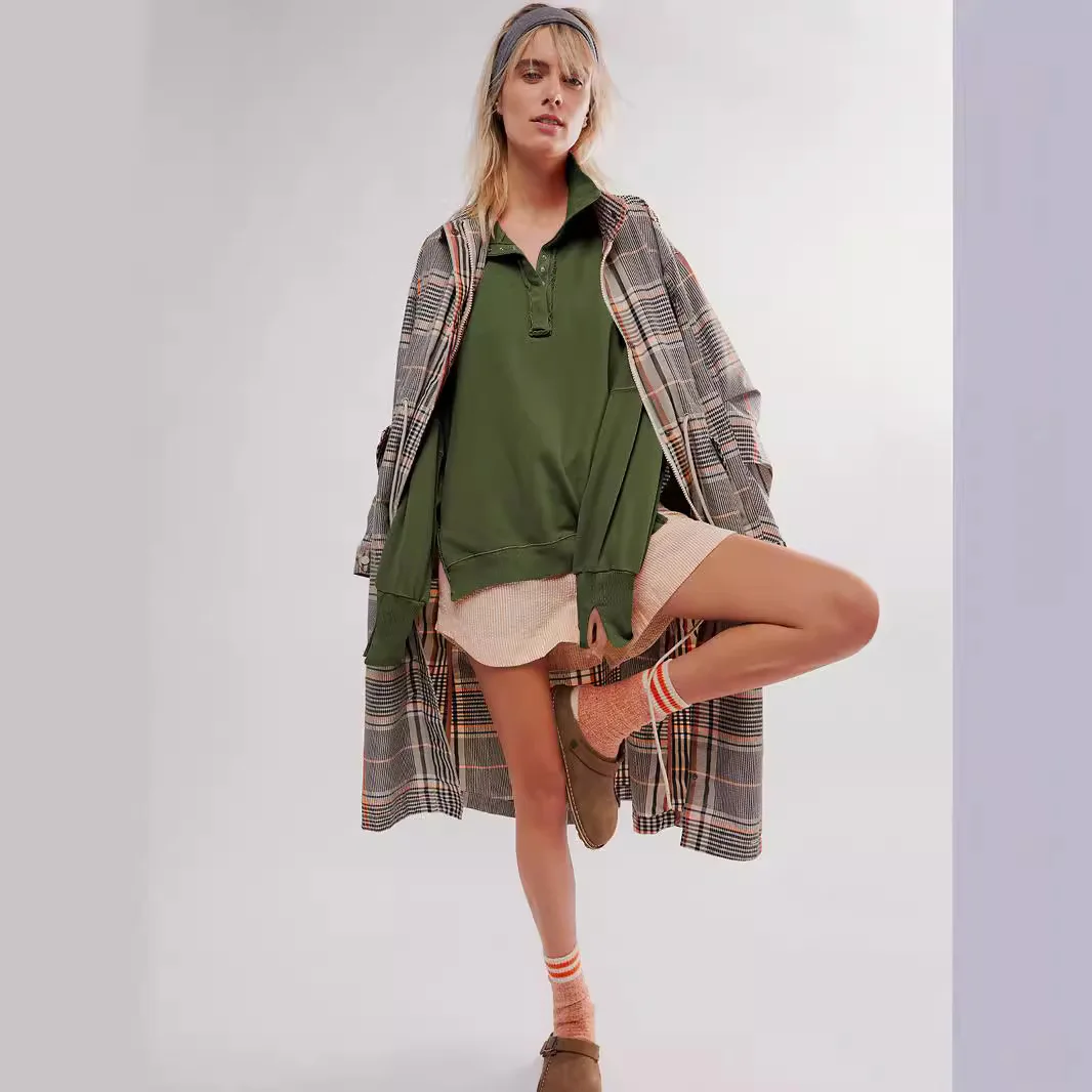 2025 Women's Lantern Sleeve Split Lapel Loose Sweater