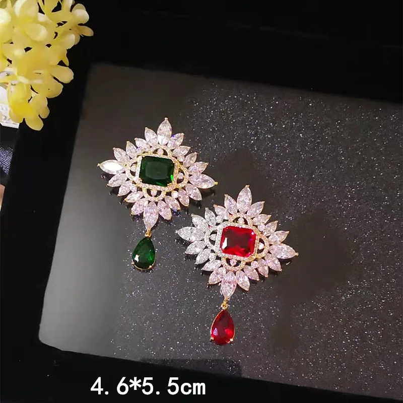 Vintage Broque Crystal Luxury Pendant Brooches Pins For Women Retro Palace Classic Jewelry Suit Clothing Exaggerated Brooch Pin