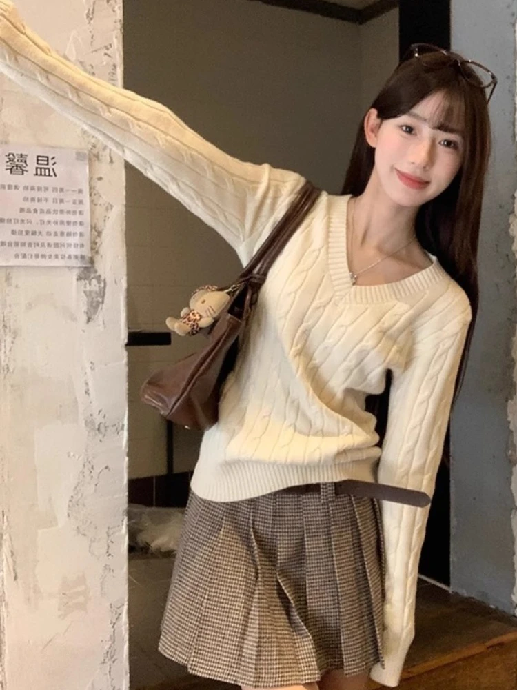 سترات نسائية ملتوية يابانية كلاسيكية لربيع وخريف وفتحة رقبة على شكل V لعام 2025 على الطراز الكوري وأكمام طويلة ملابس علوية محبوكة بقصة ضيقة وبلوفرات #5