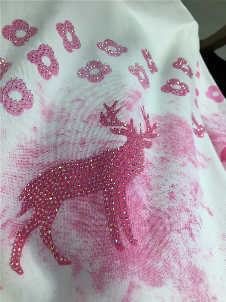 Camiseta de manga larga de talla grande para mujer, camisetas básicas ajustadas de algodón con cuello redondo, jersey de lujo con perforación en caliente para otoño e invierno