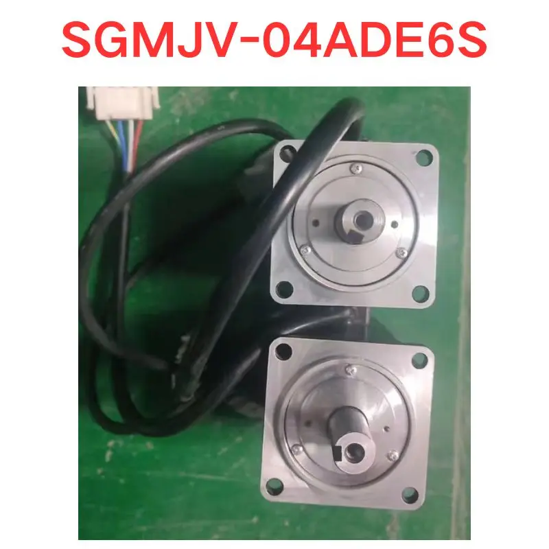 Used SGMJV-04ADE6S electrical machinery Functional test OK