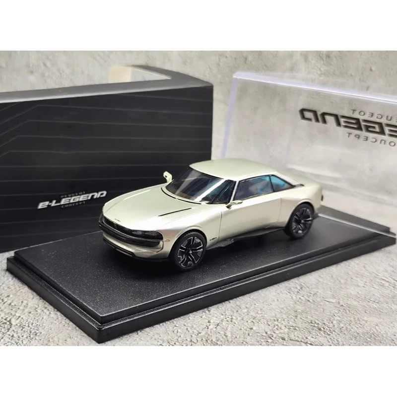 

Diecast 1:43 Scale France E -LEGEND Alloy Car Model Finished Simulation Rare Collection Decoration Boy Gift Toy Static Display