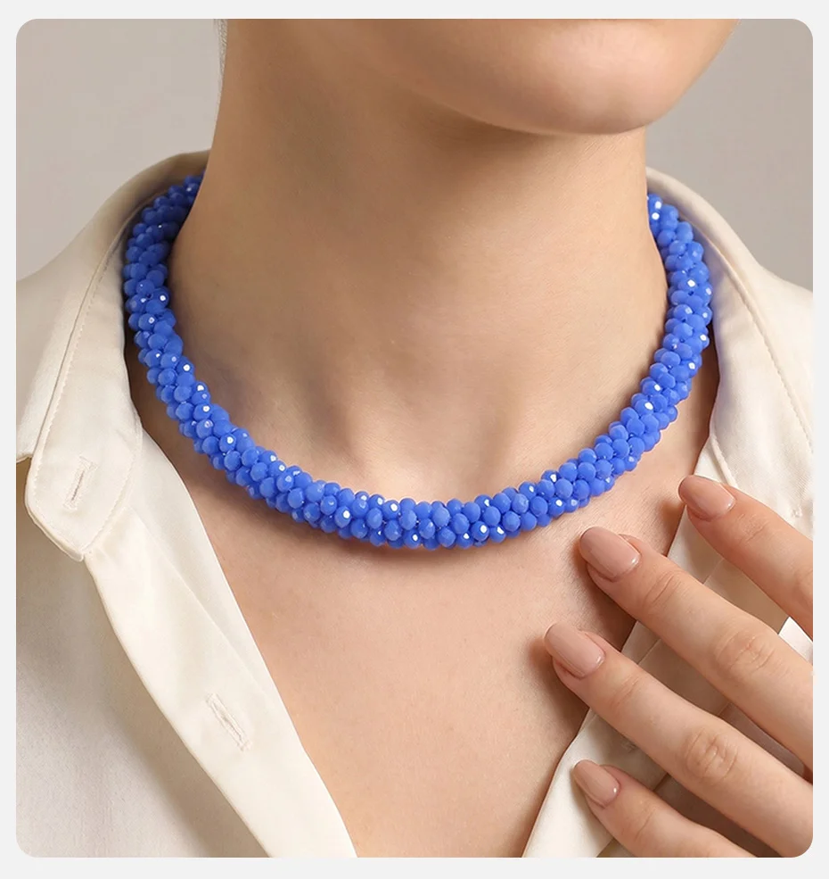 VNOX Übertriebene Retro-Halsketten mit gewebten Perlen für Frauen, handgefertigte schwarz-weiß-rote Kristallperlen-Halskette, böhmischer Schmuck – Detail 5