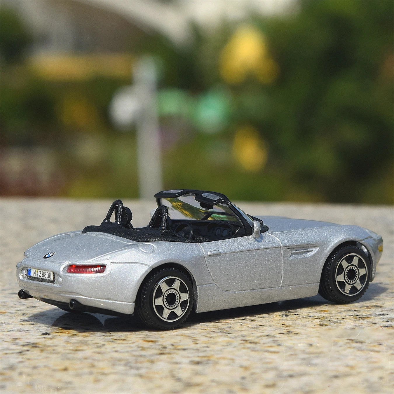 1:43 bmw z8 roadster m4 bmw 760 x5 x6 legierung auto diecasts & spielzeug fahrzeuge auto modell miniatur modell auto spielzeug für kinder