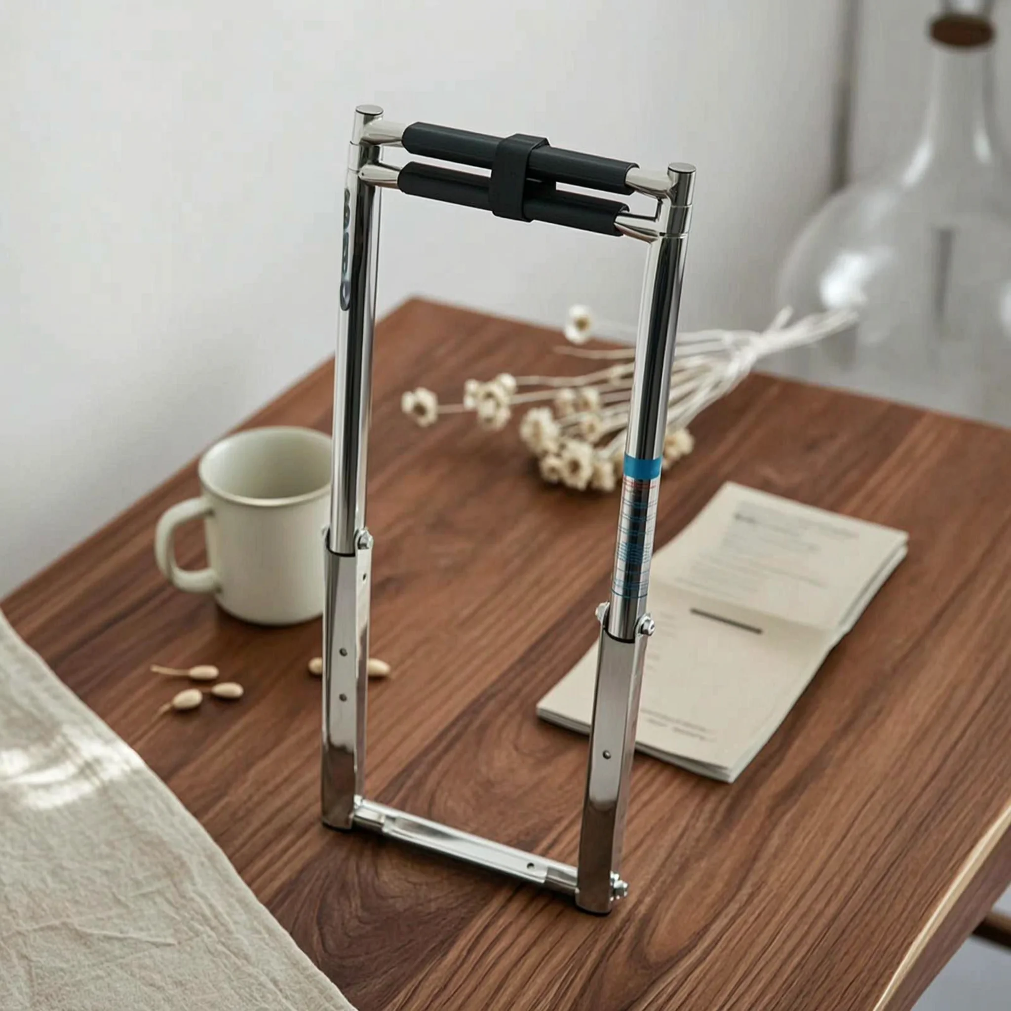 Telescoping Boat Ladder Corrosion Resistant Folding Boarding Ladder Marine Hardware Non-Slip Easy to Install for Yachts