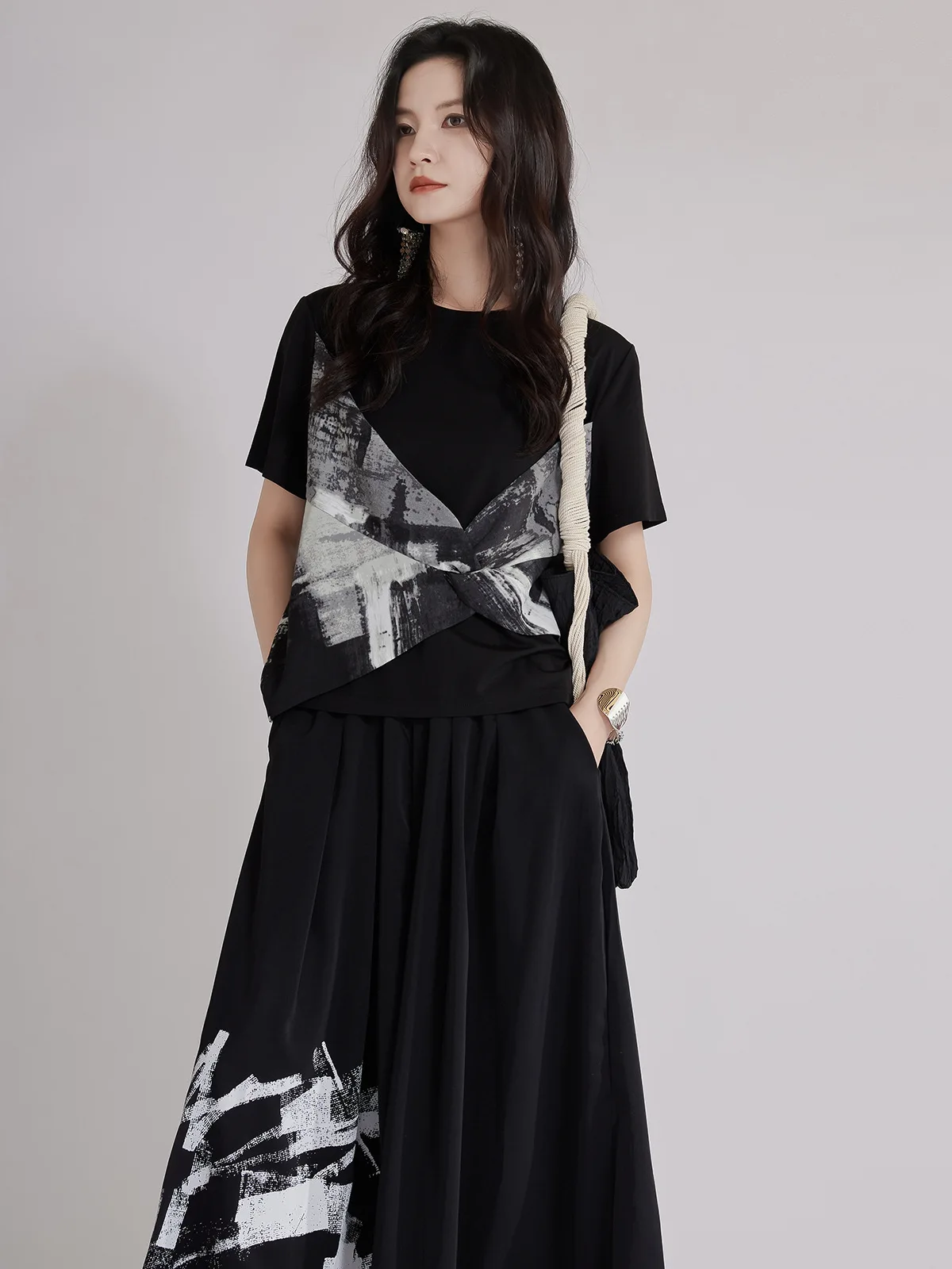 Tannt femmes t-shirt Patchwork asymétrie impression faux deux pièces t-shirt hauts pour femmes mode irrégulière décontracté été hauts 2025