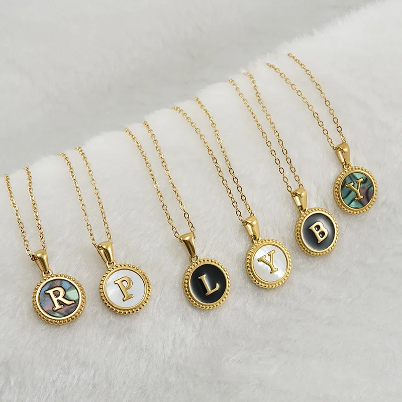 Stainless Steel Necklace Wholesale Bulk For Retail 18K Gold Plated 26pcs/lot A to Z Initial Round Coin Letter Pendant Top Qualit