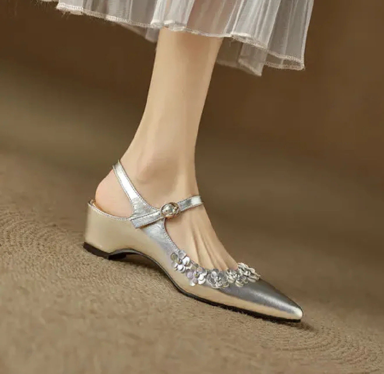 Spring Japanese-style Fresh Floral Pointed Shallow Vintage Mary Jane Shoes, Gentle, Sweet, Fairy-like, Height-increasing