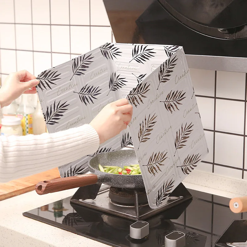 Anti-Splashing Stove Oil Baffle Plate Foldable Kitchen Oil Proof Shield Aluminum Foil Cooking Baffle Splash Guard Board Stove
