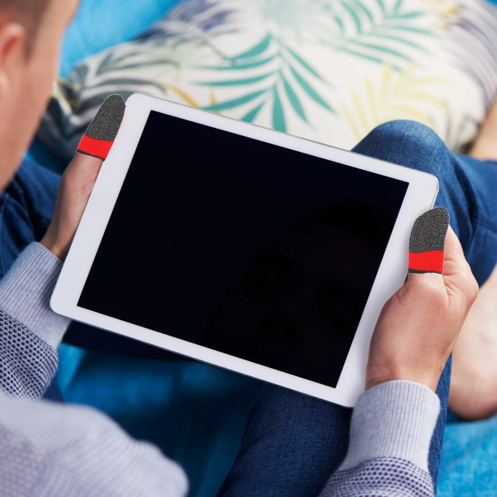 

4Pairs Gaming Finger Sleeve Air Breathable Sweat Resistant Anti-Slip Game Finger Cover Mobile Phone Game Accessory