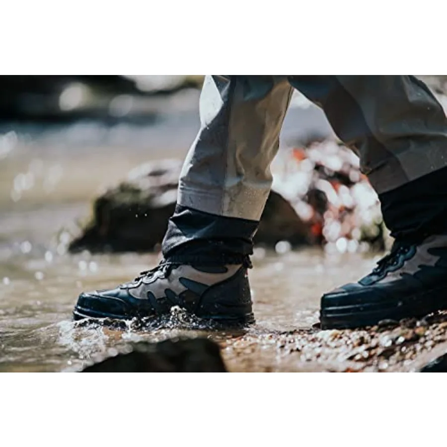 Men's Pilot II Wading Shoe for fly fishing, quick-dry mesh and synthetic upper, black with gray accents, non-slip rubber outsol