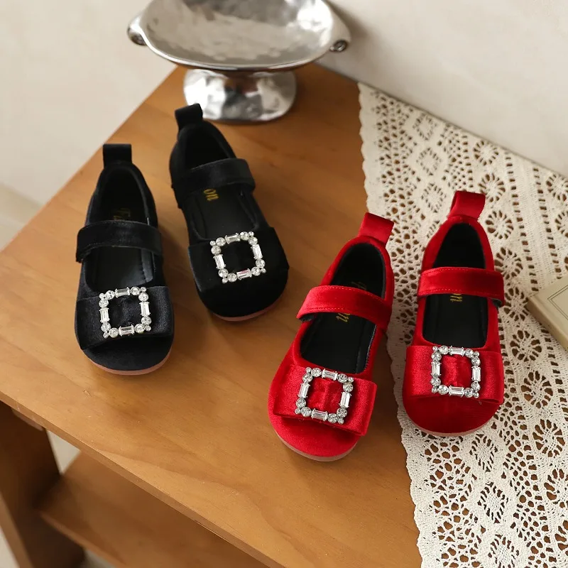 Luxury Crystal Buckle Bowknot Velvet Ballet Flats Baby Girls Elegant Rhinestone Velour Mary Jane Shoes Kids Bling Party Zapatos