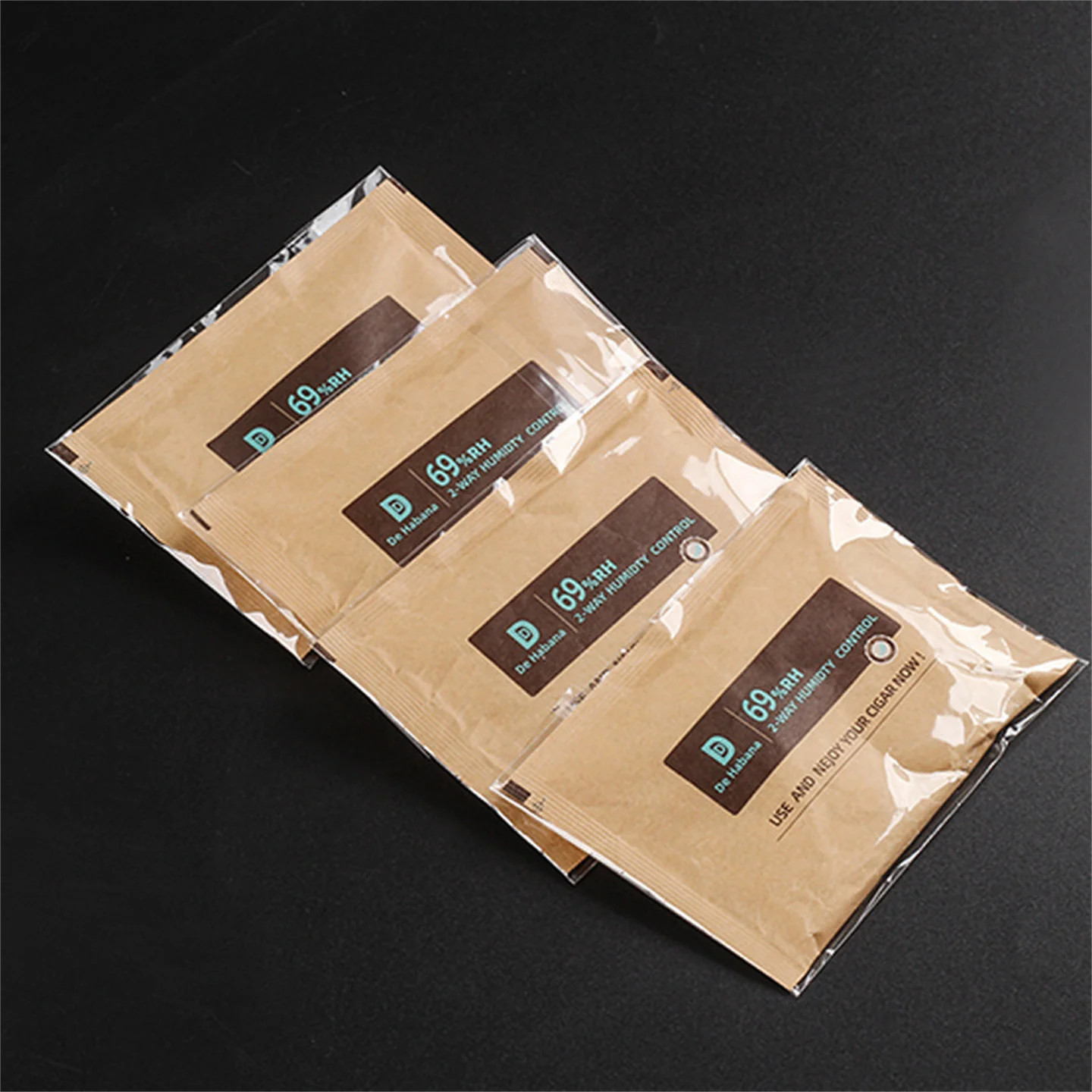 60g Package Humidity 69% Cigar Moisturizing Bag Cigar Box Accessories