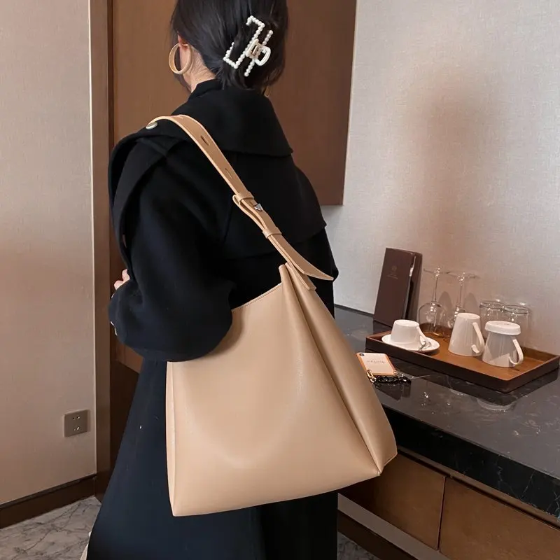 Quality Women Tote Bags 2 Pcs/Set Large Capacity Shopper Shoulder Bag Pure Color Wide Strap Soft PU Leather Female Handbags 2022