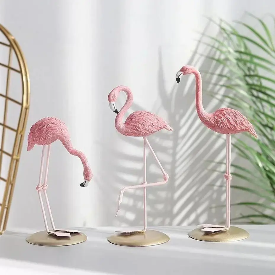 New Creative INS Style Resin Flamingo Figurine Miniatures Cute Cartoon Animal Ornament For Home Living Room Desktop Decor Crafts