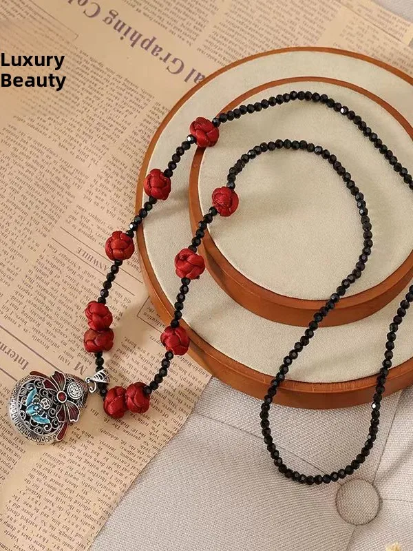 good-luck-bronze-alloy-silk-scarf-sweater-chain-bag-charm-fashionable-accessory-for-men-and-women
