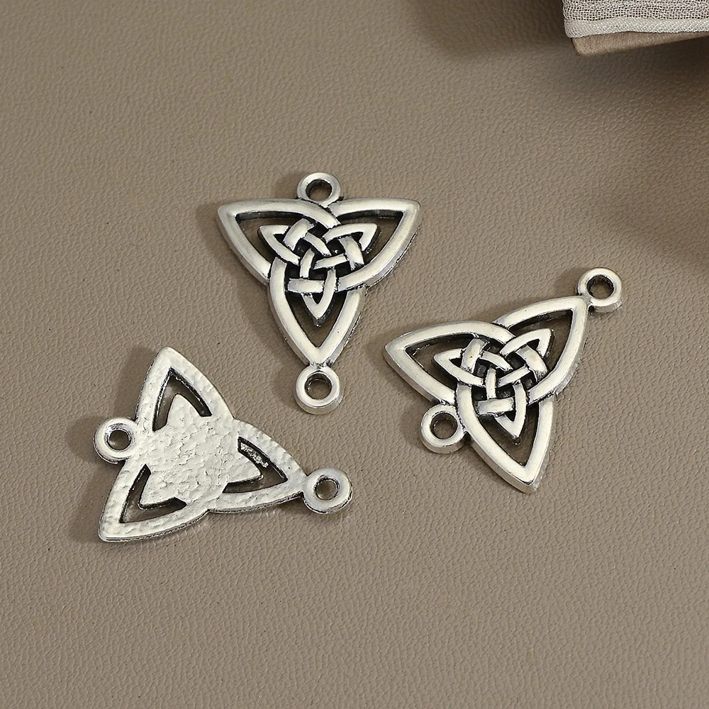 10pcs/lot--20x24mm Celtic Protection Amulets Wiccan Charms Triangle Witch Knot Connectors Pendants For Diy Jewelry Making