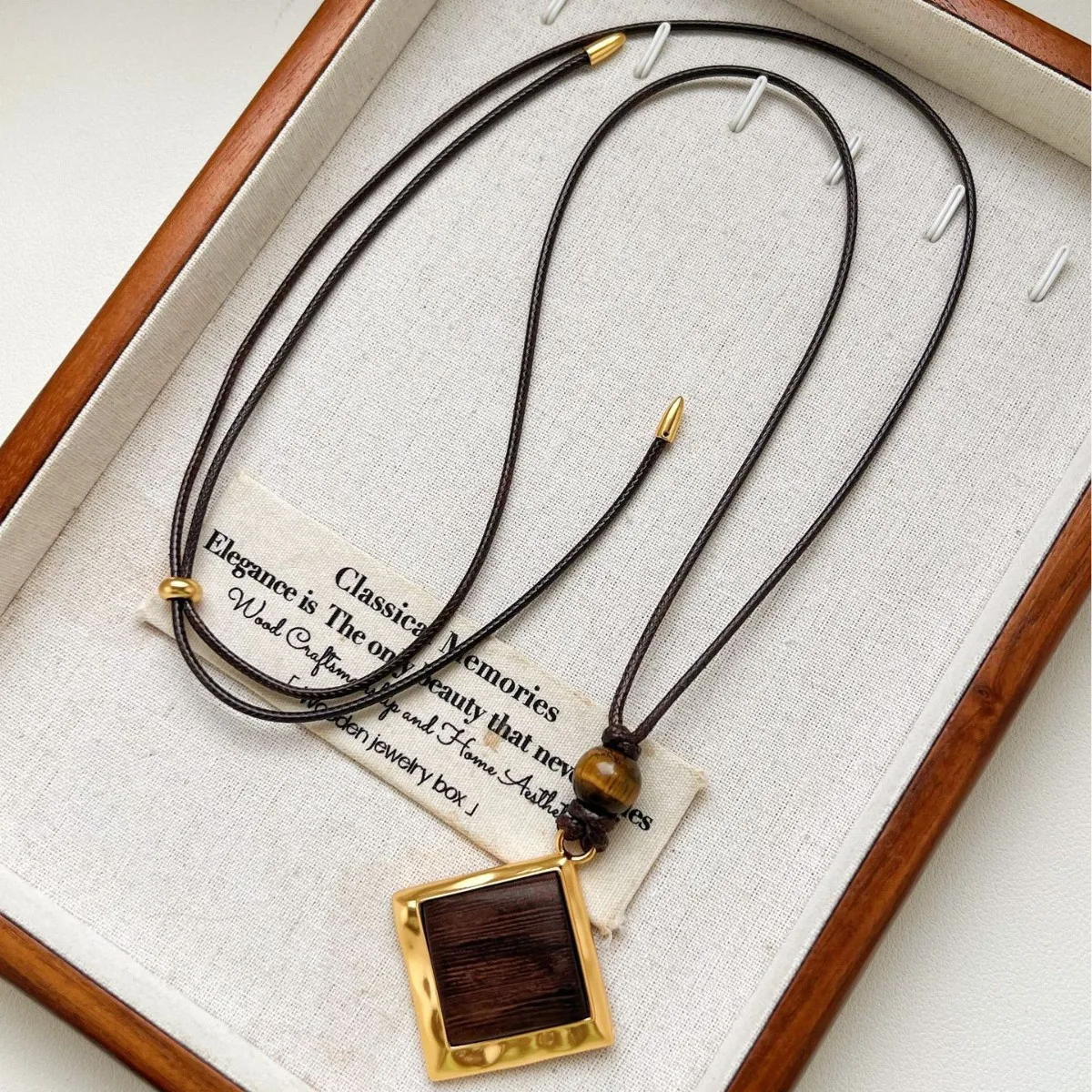 High-end retro square wooden pendant necklace drawstring fashionable and versatile
