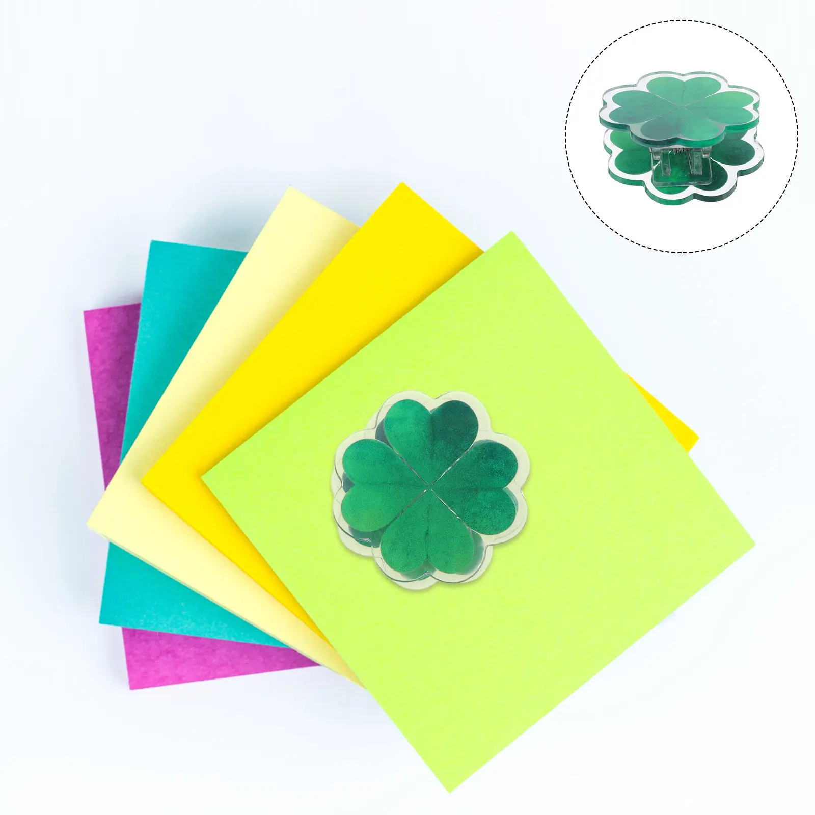 25Pcs Decorative Clover Paper Clips Four-Leaf Lucky Shape Acrylic St. Patrick's Day Classroom Decorations Party Favors Document