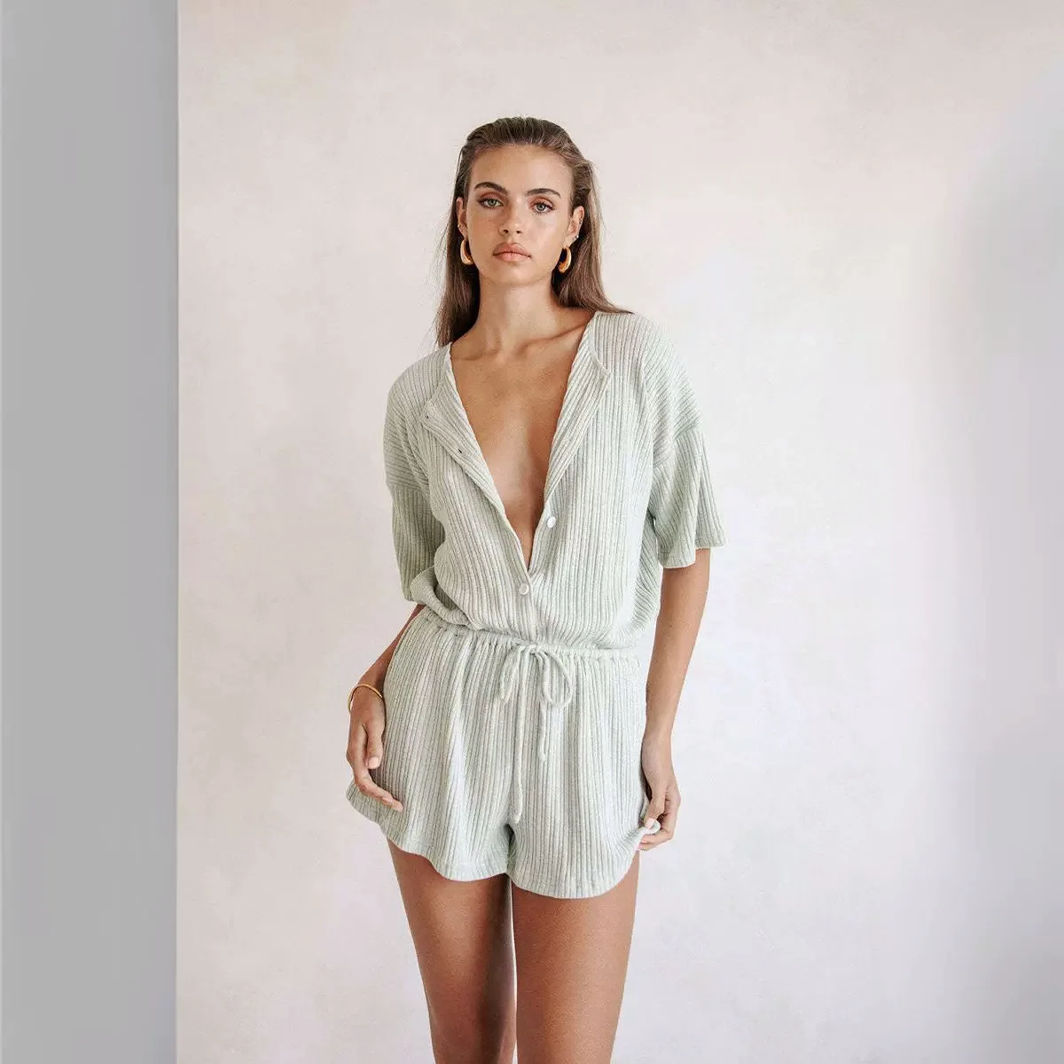 New Summer And Autumn European And American Style New Commuting Loose Short-sleeved Casual Suit Fashionable Shorts Two-piece Set