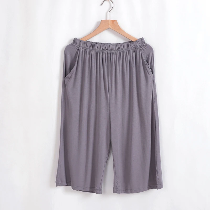 Dark gray cropped pants