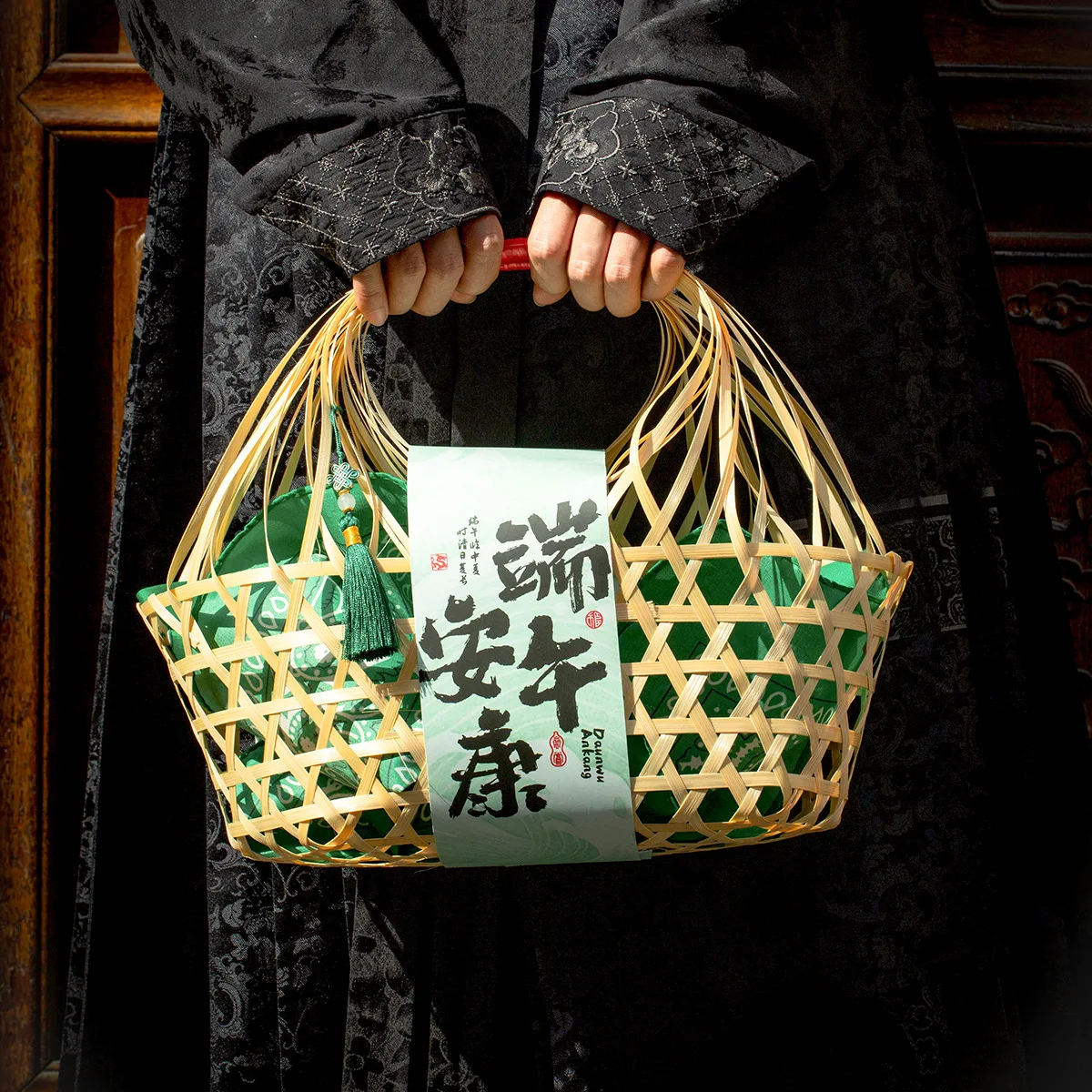 High-End Bamboo Woven Zongzi Gift Box Empty Box for Tea Eggs Traditional Chinese Festival Food in Bamboo Basket Ladies T-Shirt