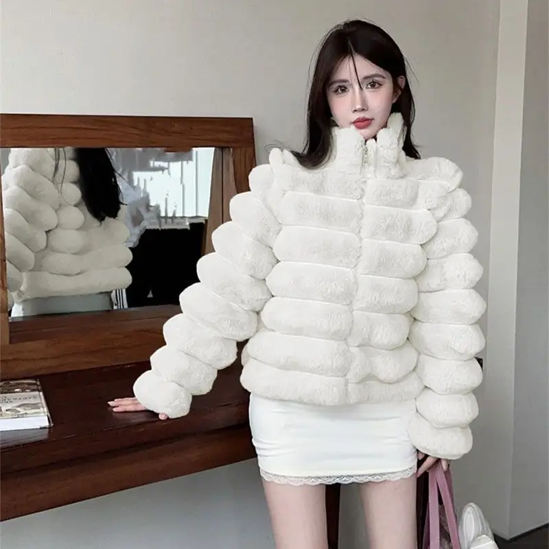 Women Coats Autumn Winter New Fashion Pink Faux Fur Coat Elegant Thick Warm Outerwear Fake Fur Woman Jackets