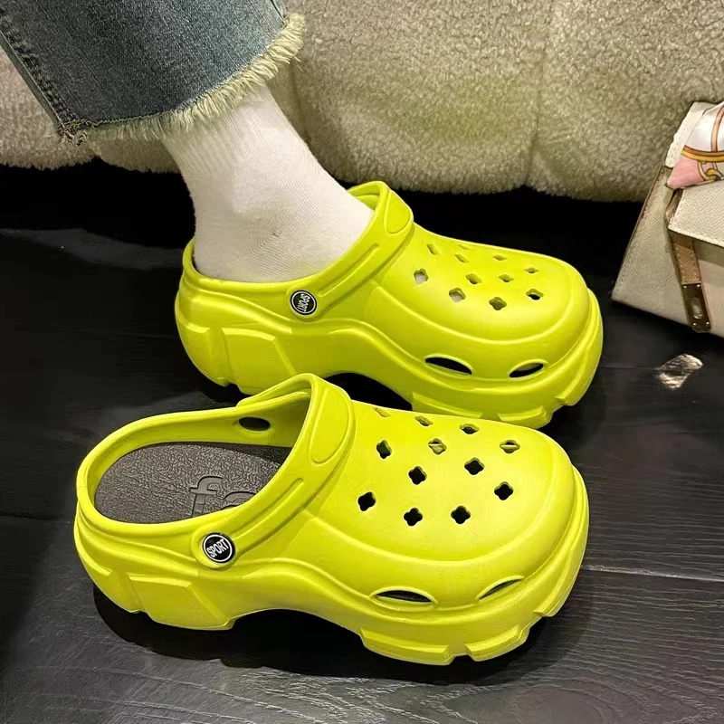 Rutschfeste Sommer-Strandsandalen mit dicken Sohlen für Damen für den Außenbereich