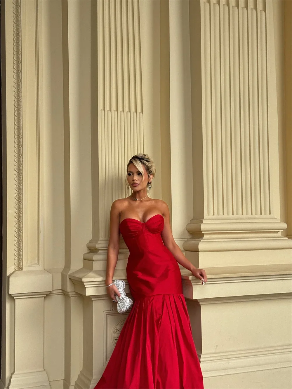 Personalizado vermelho sem alças sereia vestido de baile simples tafetá vestidos de noche até o chão rendas voltar noite formal