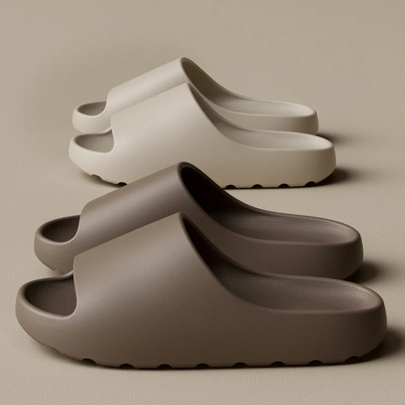 Zapatos informales de diseño innovador para hombre, Zapatillas de casa ligeras de suela blanda EVA, chanclas de marca exclusivas de alta calidad en Stock