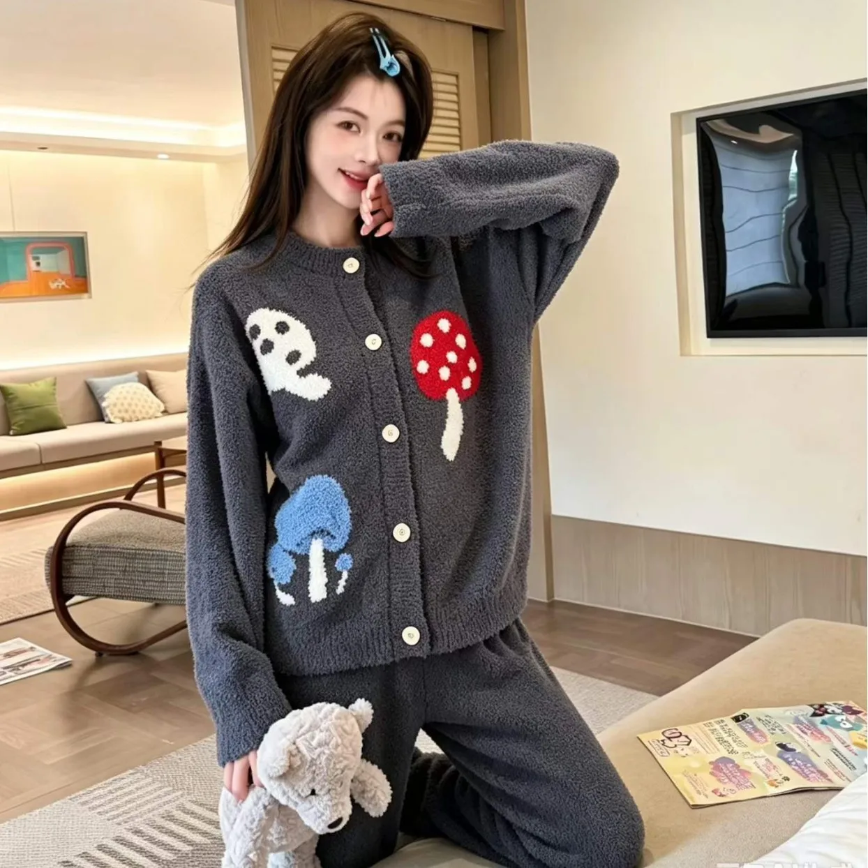 2PC Set New Simple Cute Practical Mushroom Homewear with Thick Padding This Soft Winterautumn Loose Pajamas Are Perfect Women