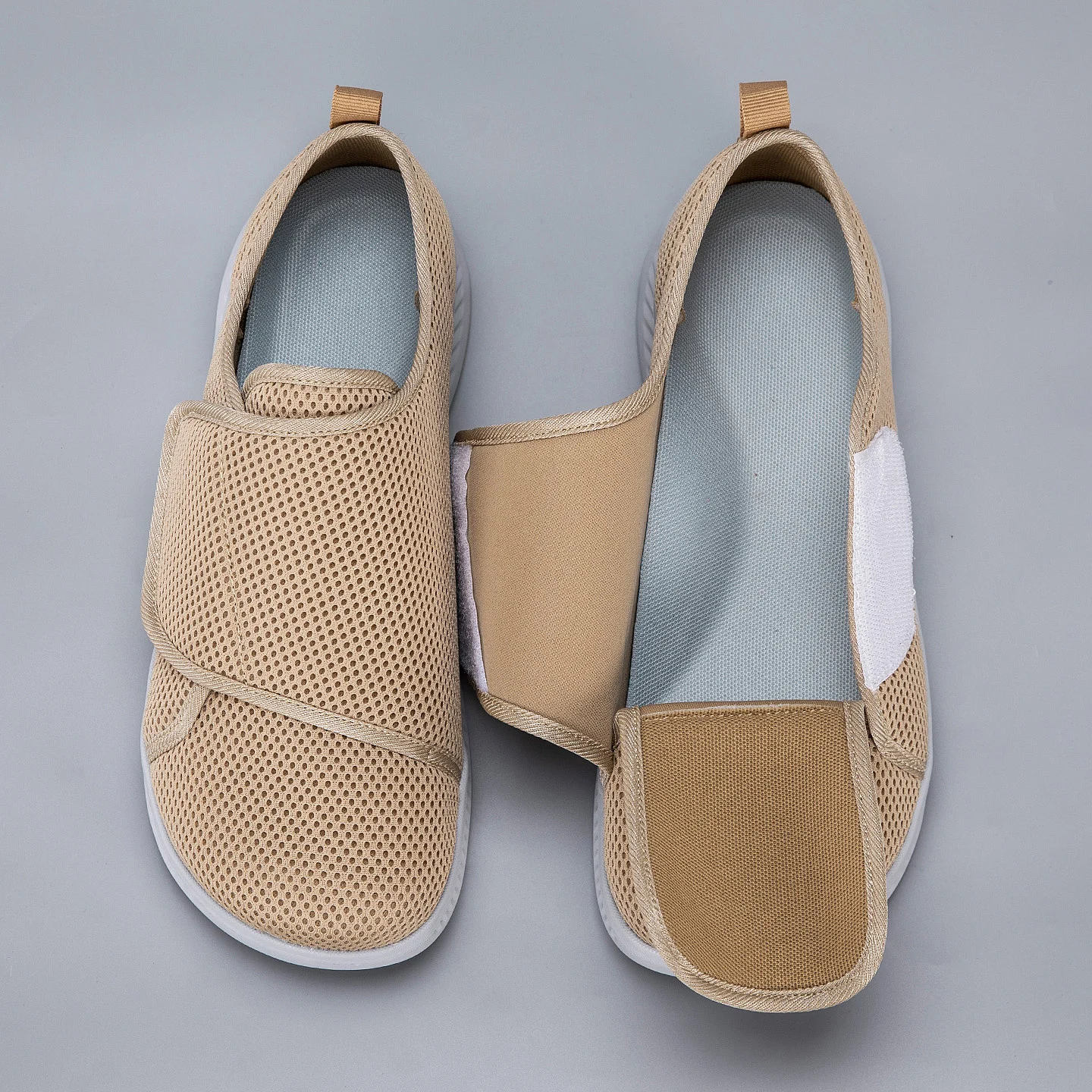 Extra Wide Toe Easy on Off Diabetic Shoes for Swollen Feet /edema Feet Elderly Senior Adjustable Sneakers Lightweight Non-slip