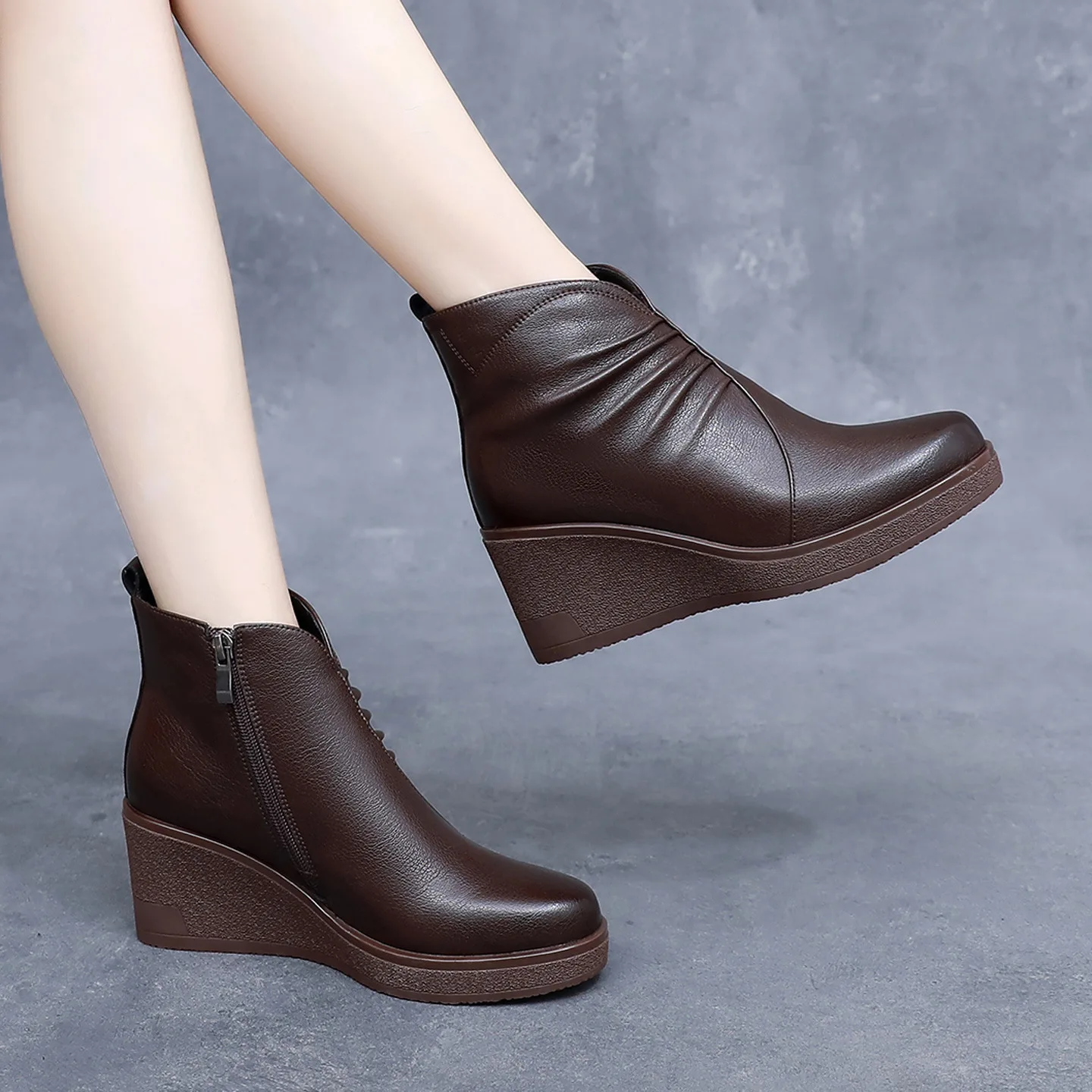 

GKTINOO 2025 New Genuine Leather Mother Shoes Autumn Winter Plush Warm Wedges Heels Short Boots Sheepskin Women's Boots