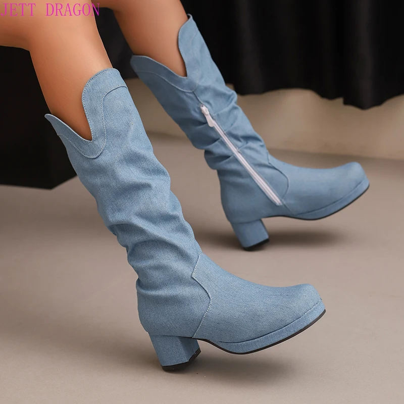 

Большие размеры, джинсовый материал, V-образные ботинки, ботинки в стиле вестерн, молния, толстый каблук, плюшевая подкладка, осенние новые женские ботинки средней длины