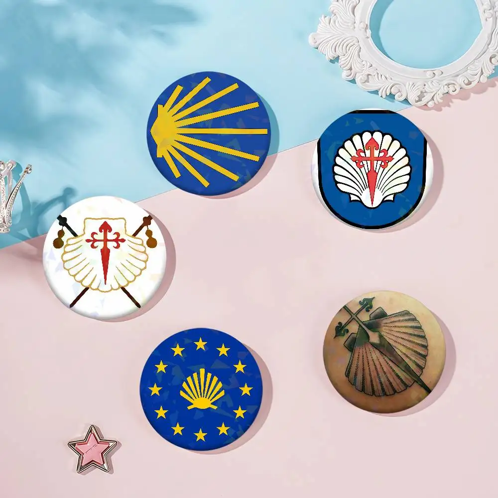 Yellow Camino De Santiago Scallop Enamel Pin Clothing Bag Accessories Brooch Cartoon Science Fiction Badge Gift